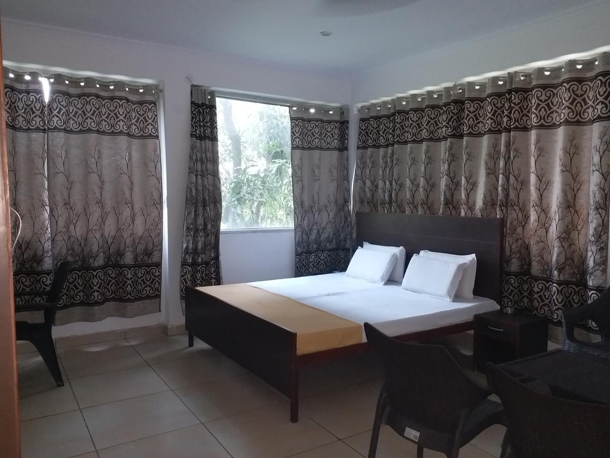 Krishna Hansraj Hotel Una  Екстер'єр фото