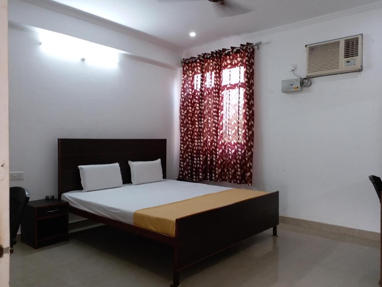 Krishna Hansraj Hotel Una  Екстер'єр фото